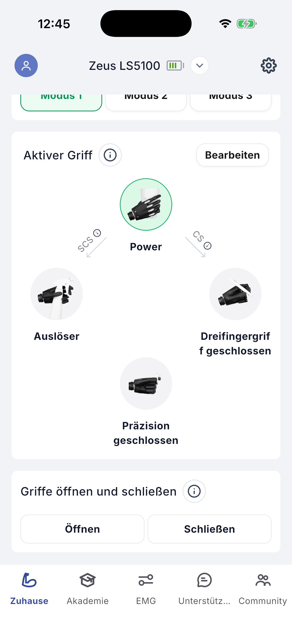 Grips with open and close controls