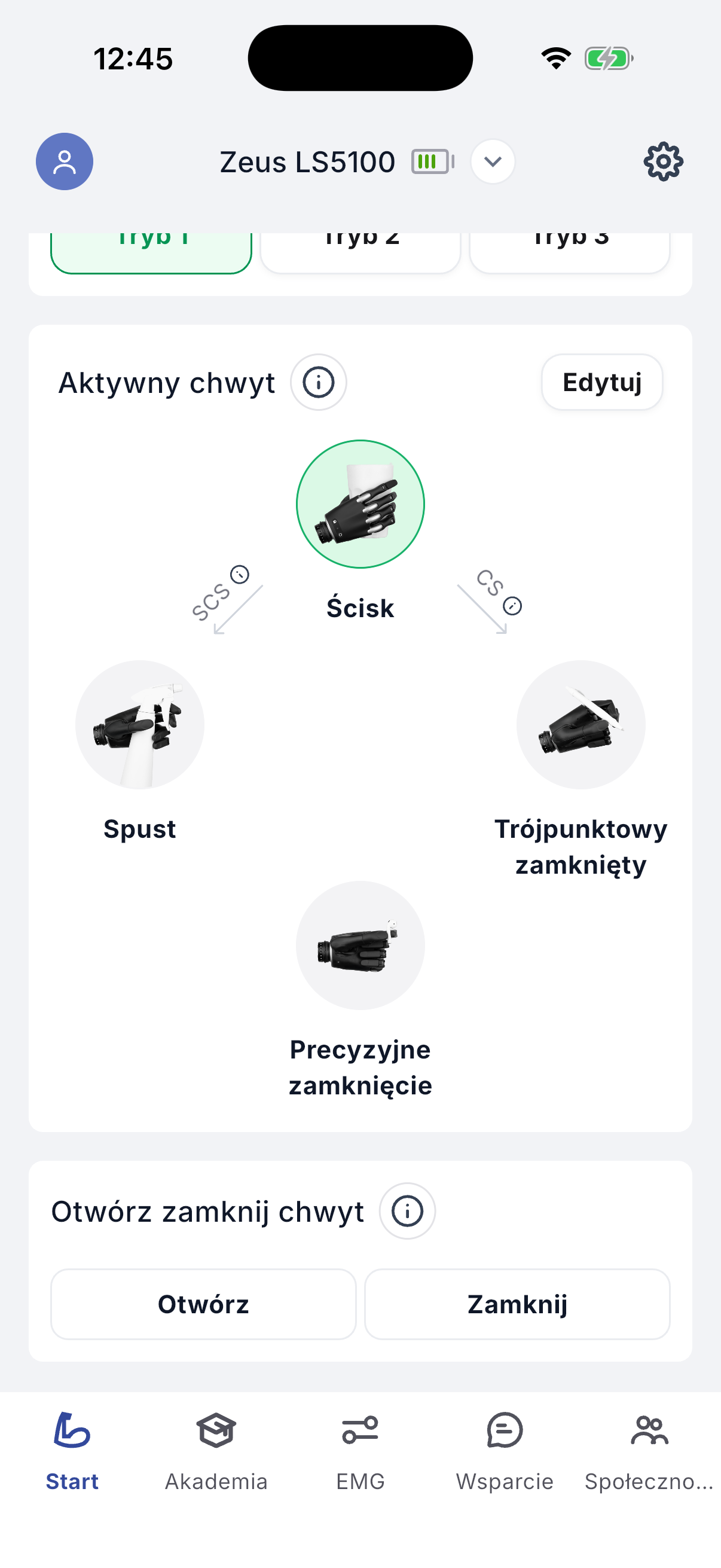 Grips with open and close controls